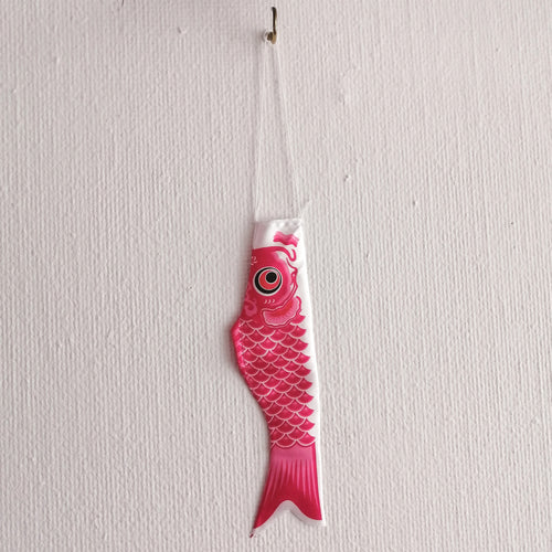 Koinobori Fisk til Ophæng, Pink (20,5 cm)